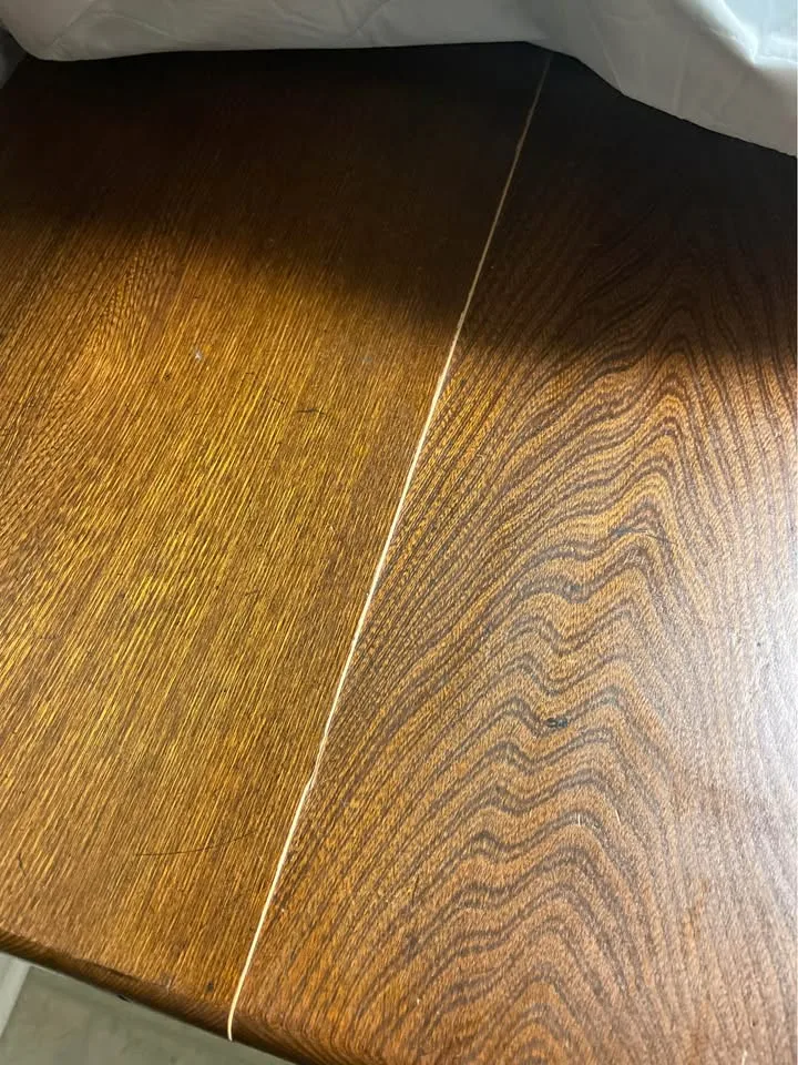 Antique Table image indicator(7)