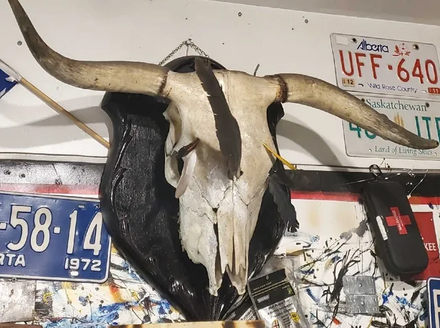 selling this odditie (Mr stinkface)