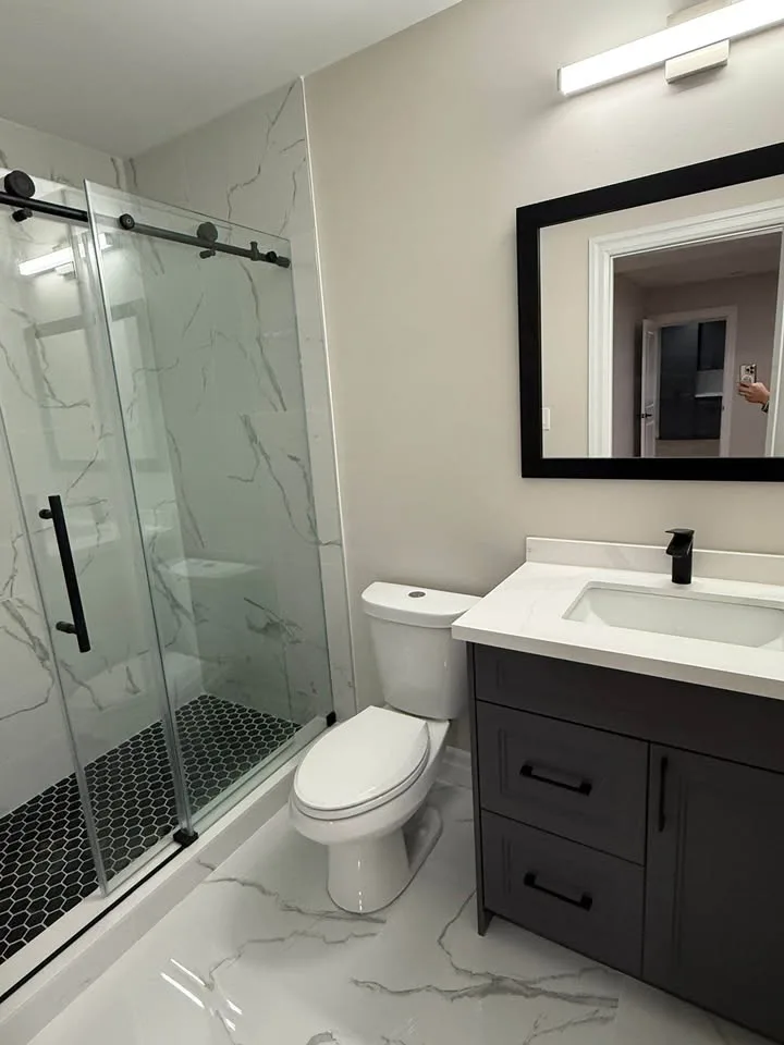 1 Bed 1 Bath - House image indicator(5)