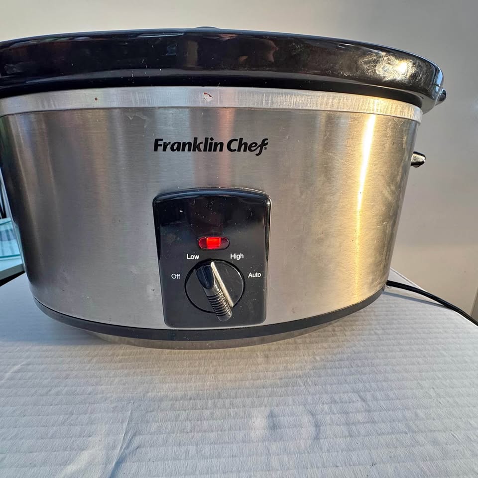 SLOW COOKER - Crockpot used "FRANKLIN CHEF"