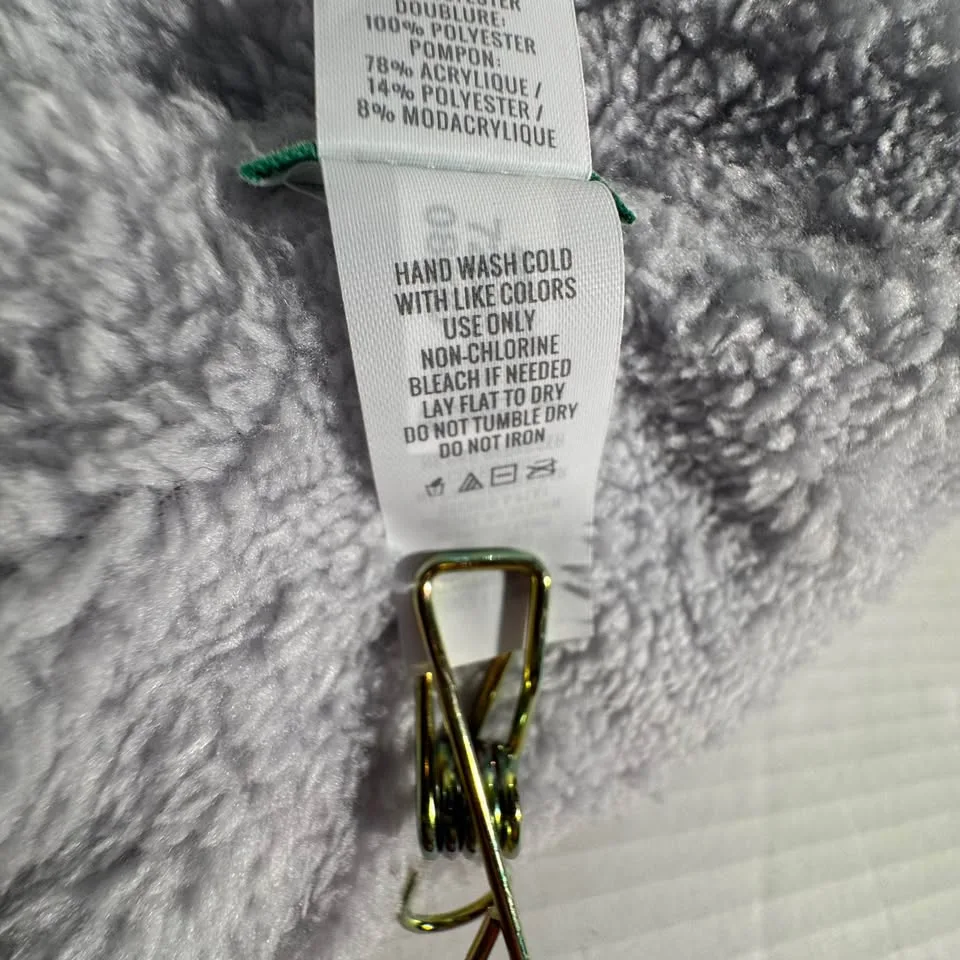 BRAND NEW Aerie Women's PomPom Hat Grey Knit image indicator(4)