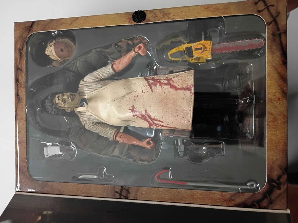 The Texas chainsaw massacre neca - photo 2