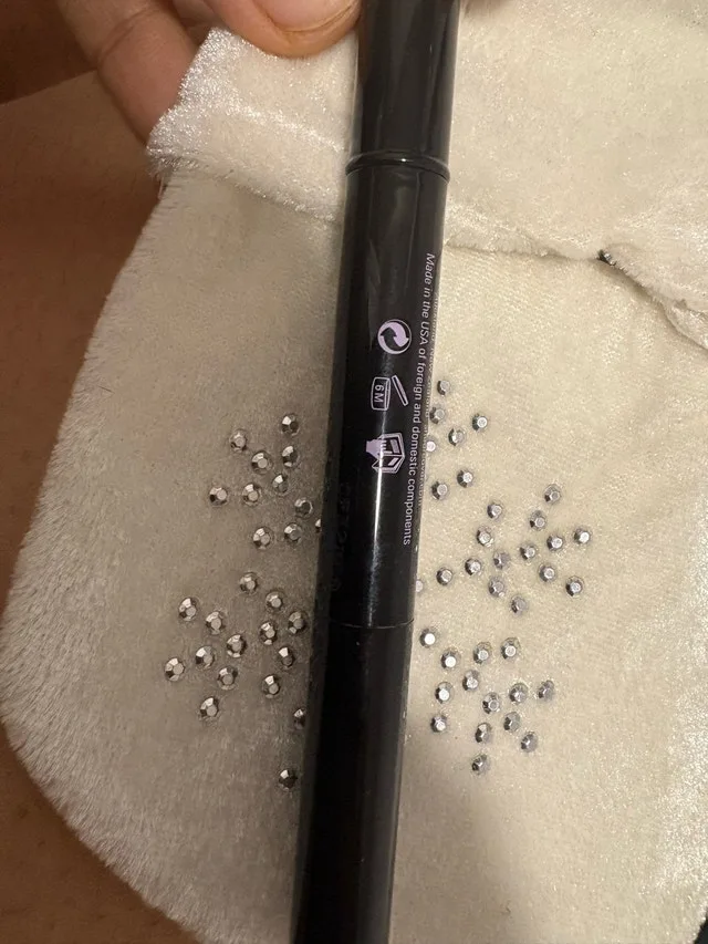 Sheer Cover Corrector Pen image indicator(2)