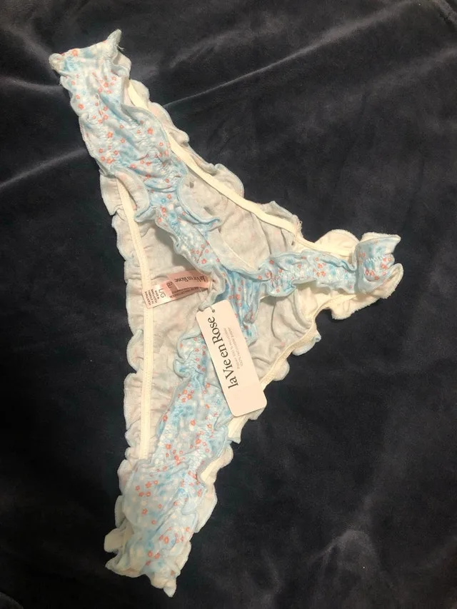 La Vie en Rose Panties thumbnail