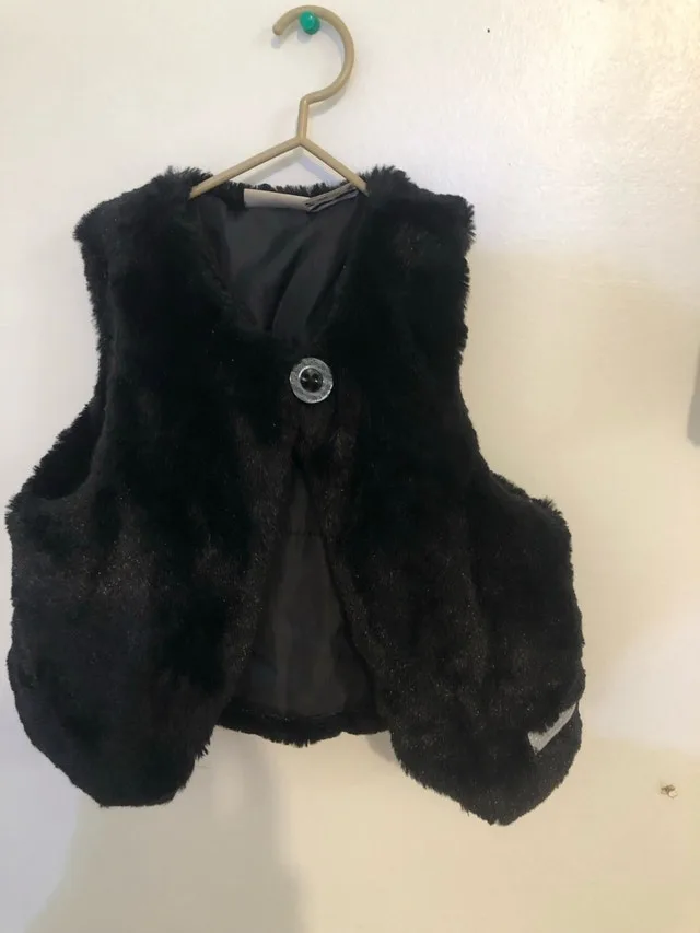 Calvin Klein Vest - Size 3 thumbnail