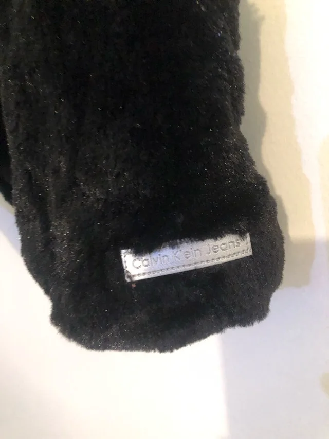 Calvin Klein Vest - Size 3 image indicator(2)