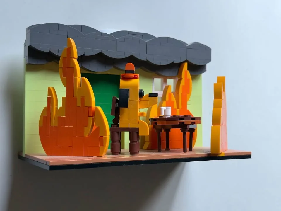 🔥 “This Is Fine” Dog Meme LEGO Set image indicator(3)