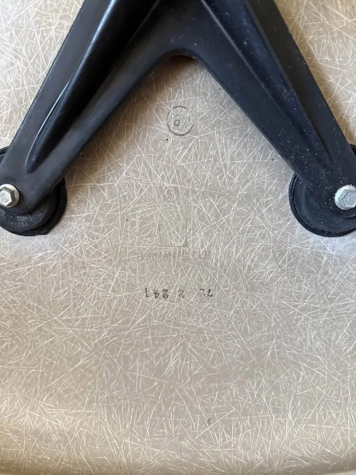 🎉 VINTAGE HERMAN MILLER EAMES SWIVEL CHAIR – ICONIC MID-CENTURY image indicator(3)