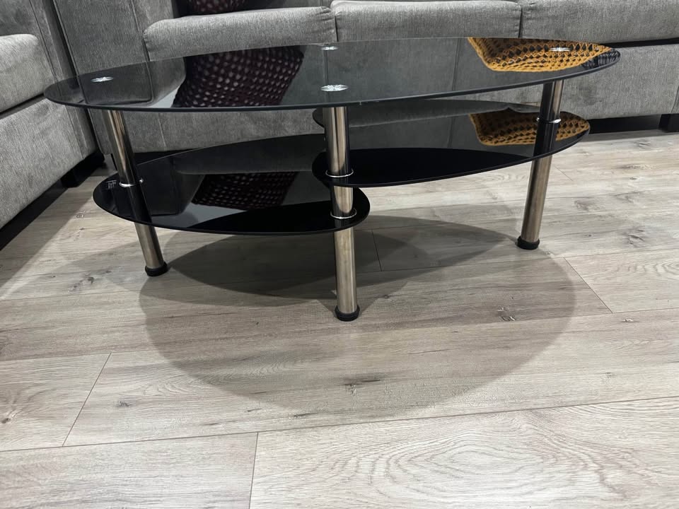 Coffee table 39.5 length x 23.5 wide x 16 high. - photo 2