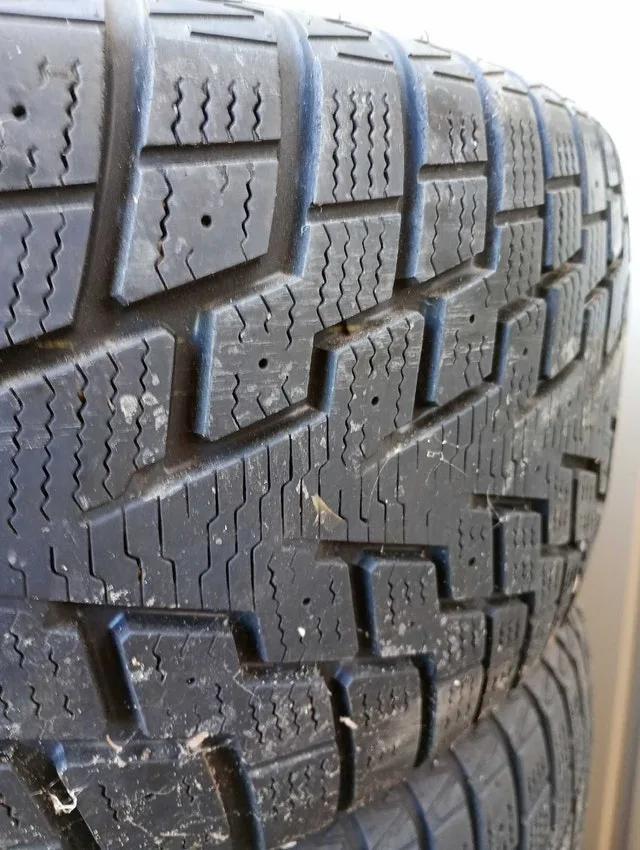 225/50r17 snow tires and rims image indicator(4)