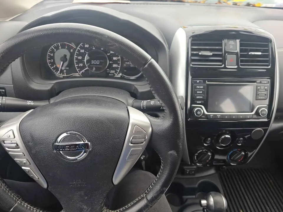 2018 Nissan Versa Note image indicator(8)