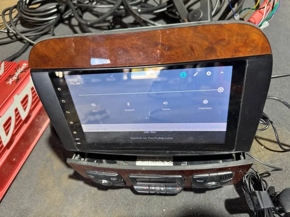 Selling complete Display + Sony sound Amplifier from 2005 Merced image indicator(3)