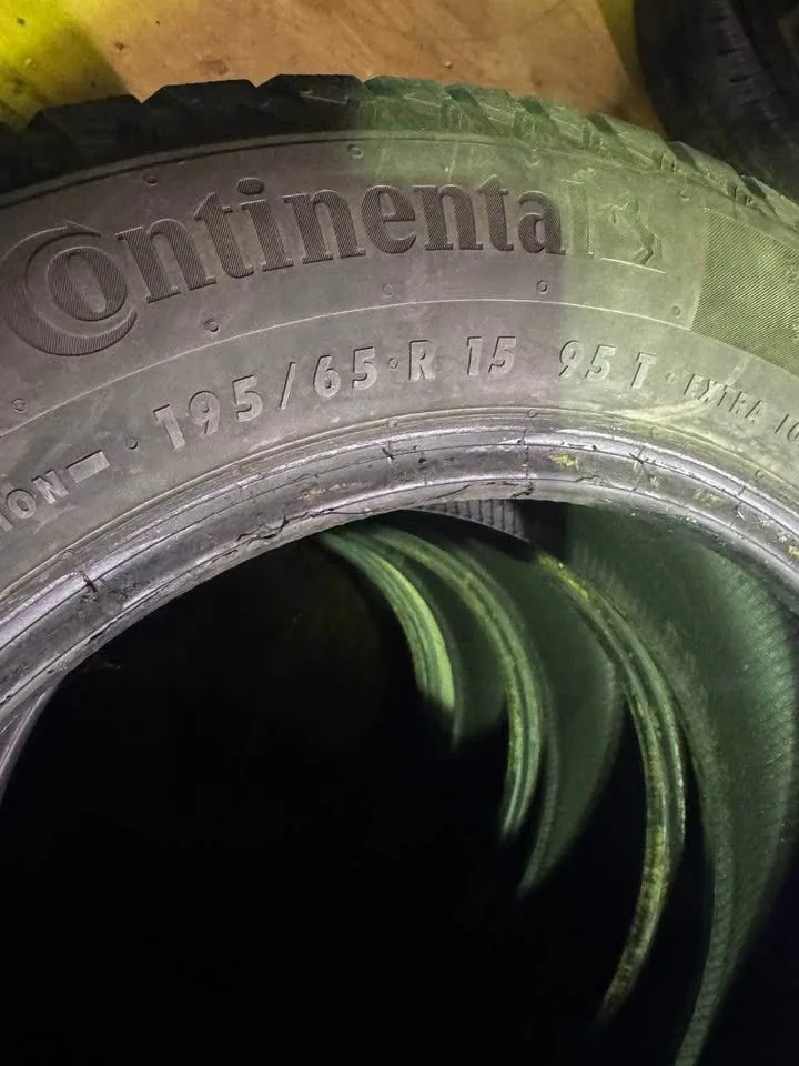 Tires 195/65R15 Continental image indicator(2)