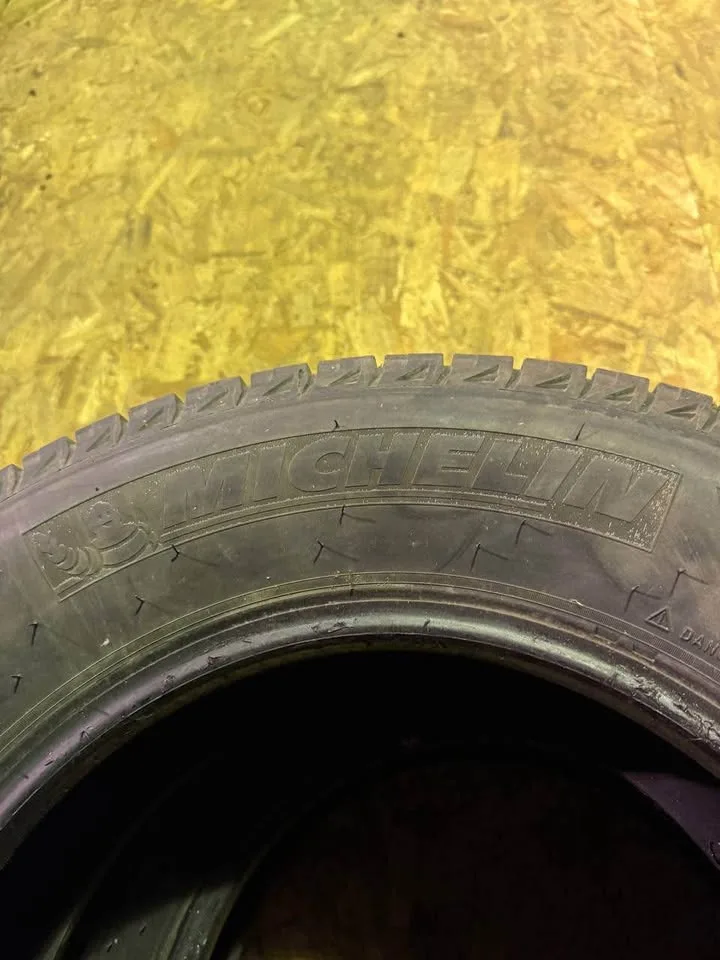 Tires 225/70R16 Michelin image indicator(3)