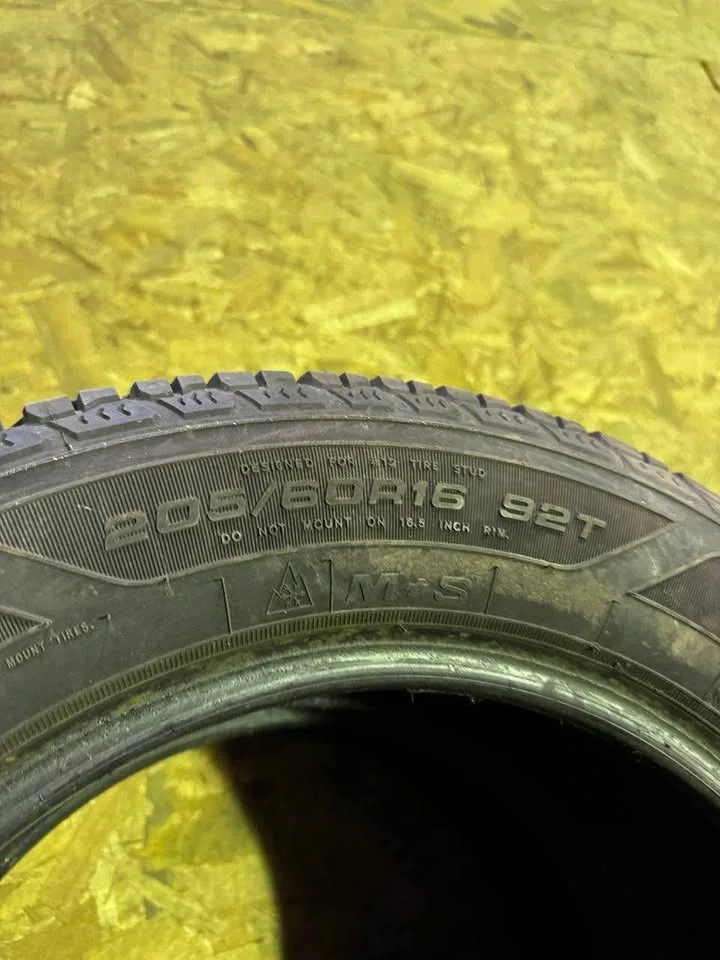 Tires 205/60R16 Goodyear image indicator(2)