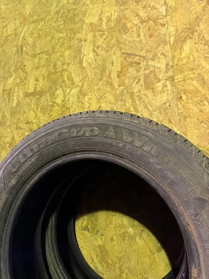 Tires 205/60R16 Goodyear image indicator(4)