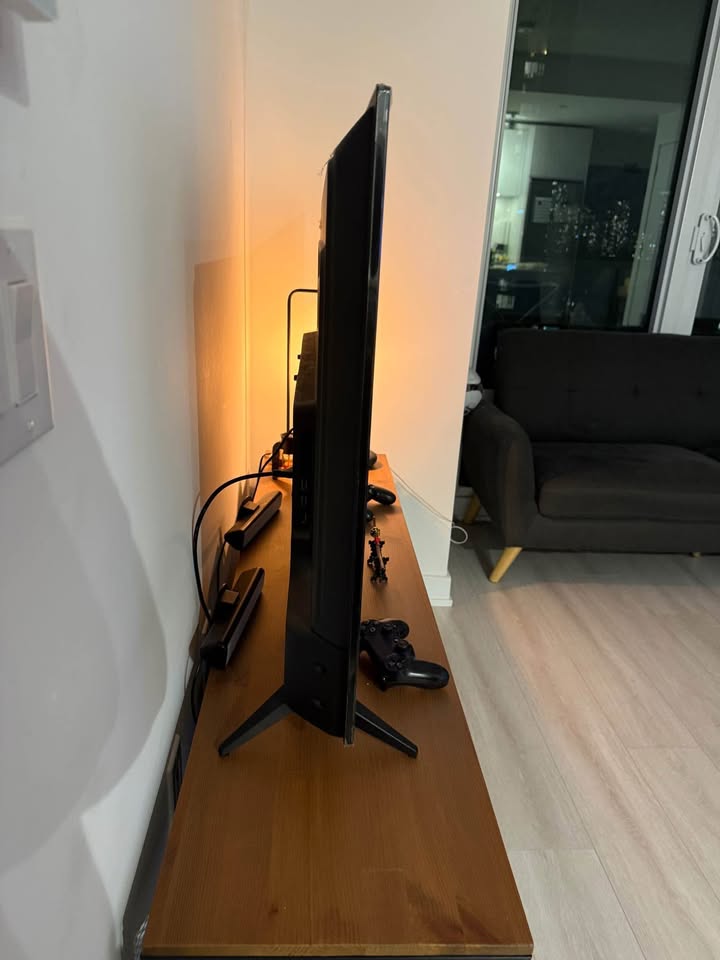 50 inch LG UltraHD Smart TV - photo 3
