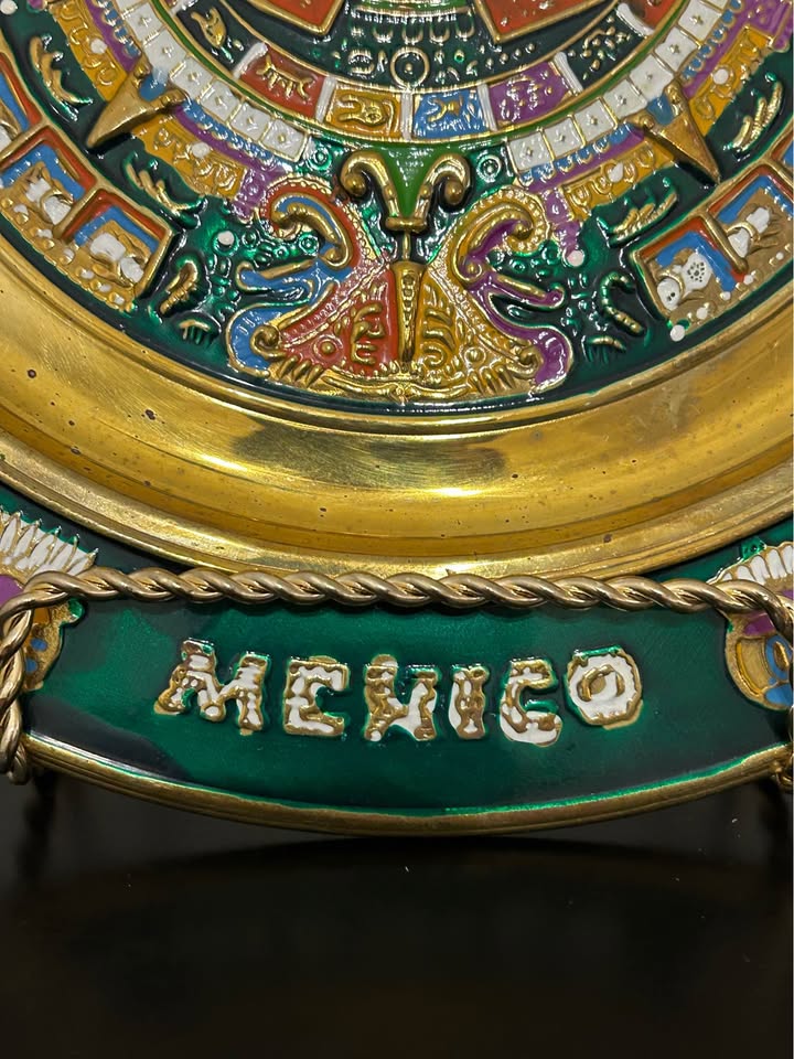 Vintage Mexican Aztec Calendar Plate - photo 4