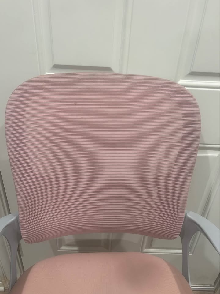 Pink Swivel Office Chair with Wheels - photo 4