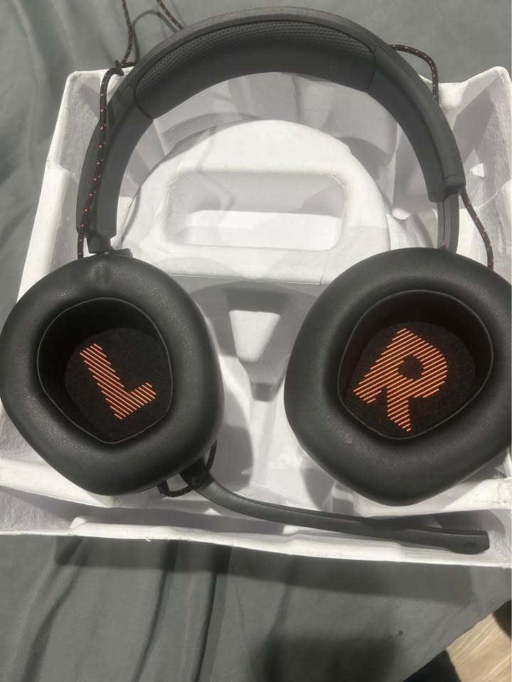 JBL Quantum 200 Gaming Headset 🎧 - photo 2