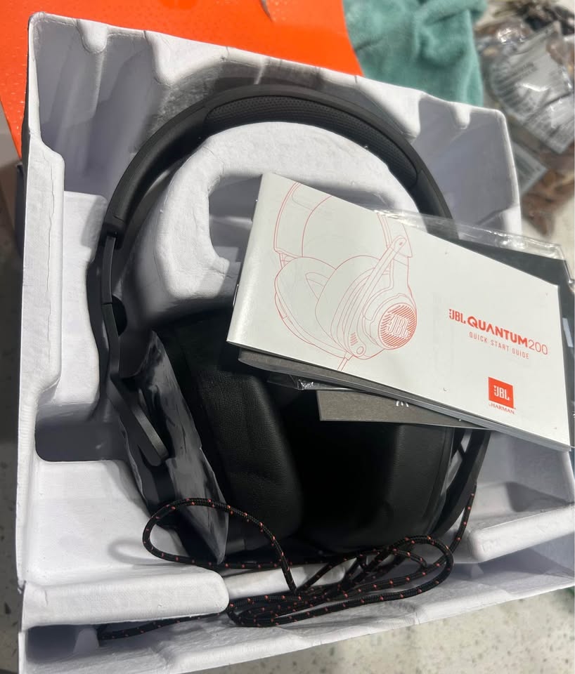 JBL Quantum 200 Gaming Headset 🎧 - photo 3