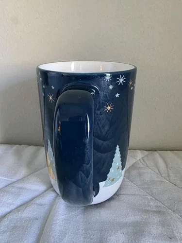 Davids Tea Nordic Tea Mug Penguin Tea Party Winter Scene Cup, Li image indicator(4)