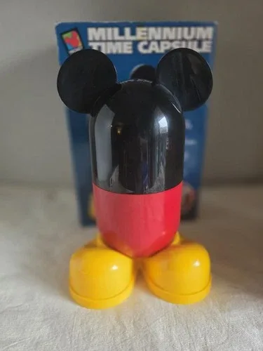 Mickey Unlimited Millenium Time Capsule 2000-2001 Special Editio image indicator(3)