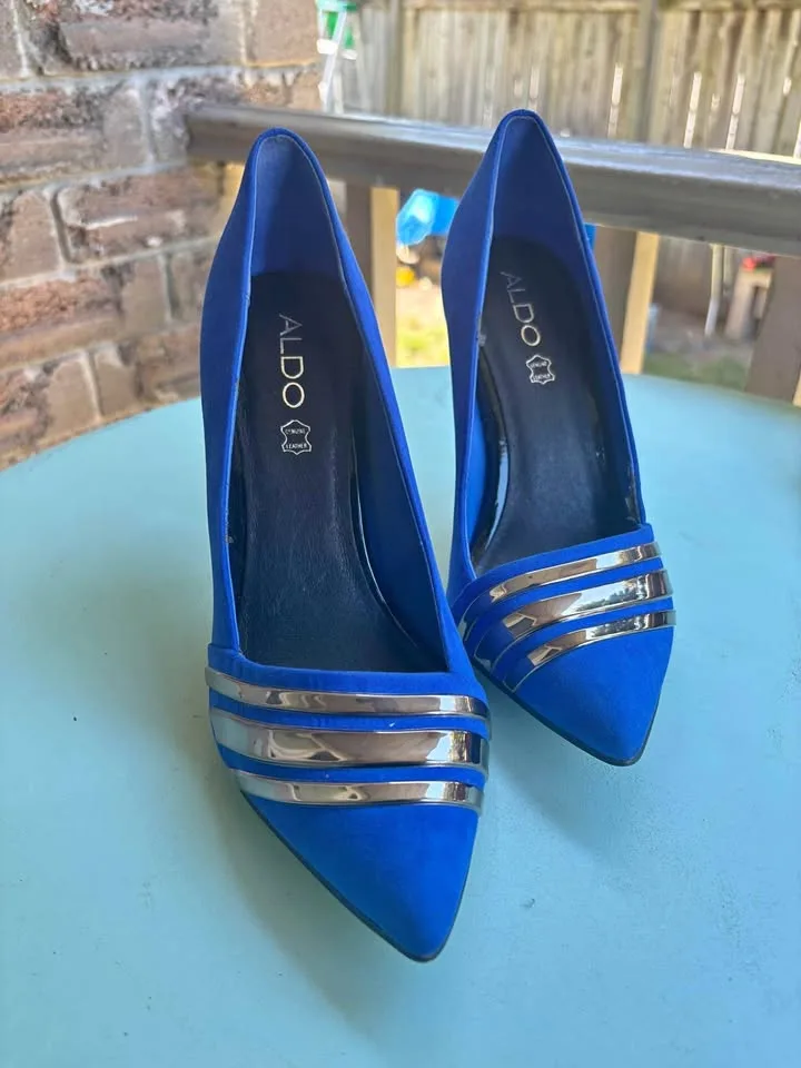 blue heels