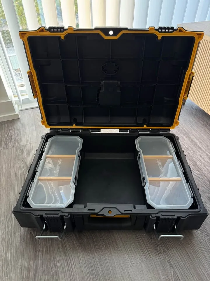 DEWALT TOUGHSYSTEM 2.0 Small Toolbox image indicator(4)