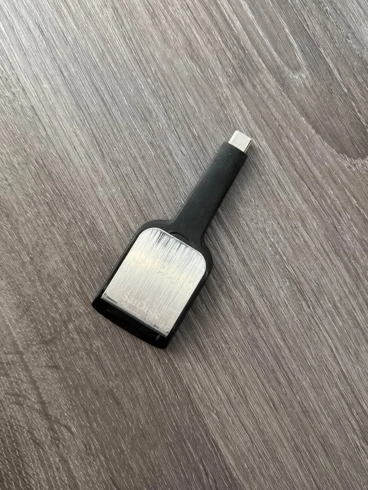 Sandisk Extreme Pro USB C to SD card reader image indicator(2)