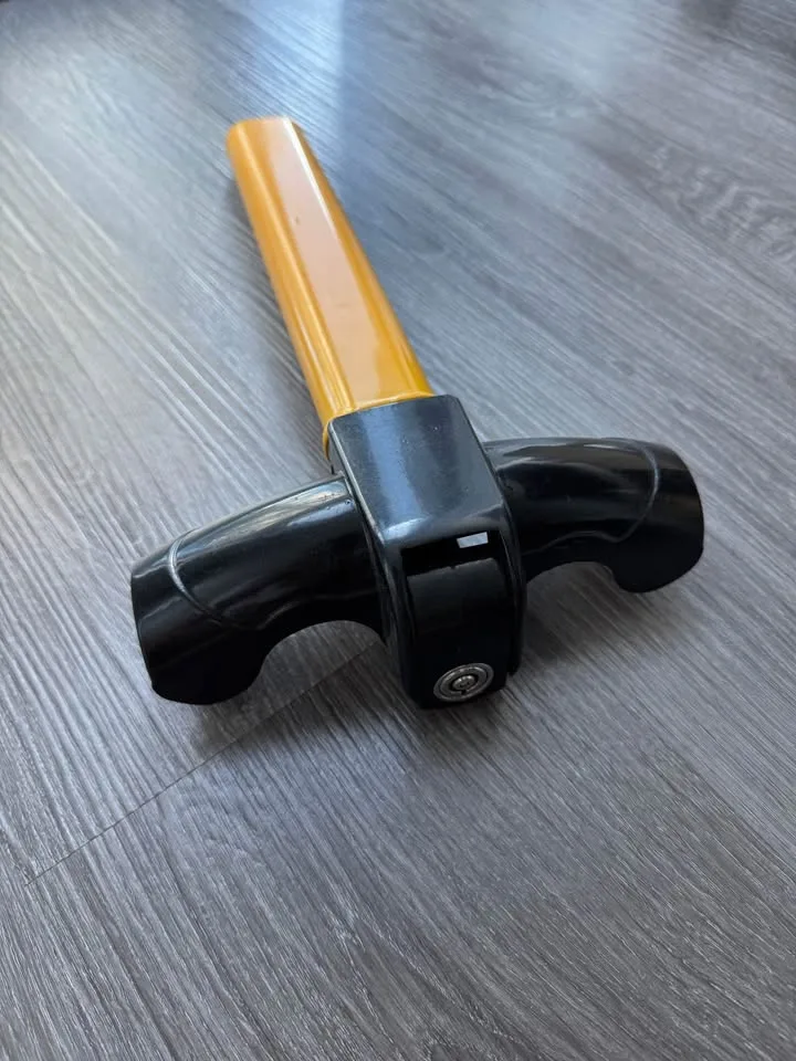 Anti-Theft Steering Wheel Lock image indicator(2)