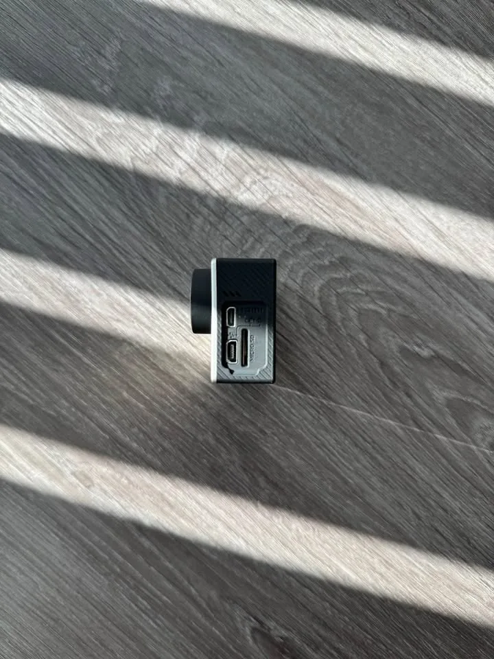 GoPro Hero4 black + Accessories image indicator(3)