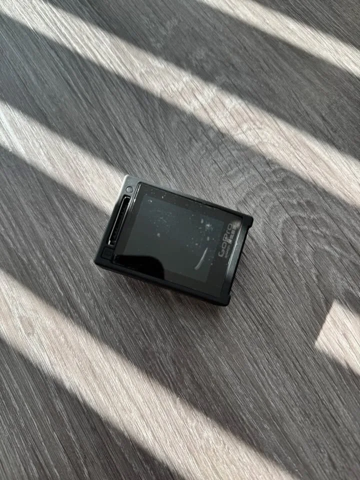 GoPro Hero4 black + Accessories image indicator(4)