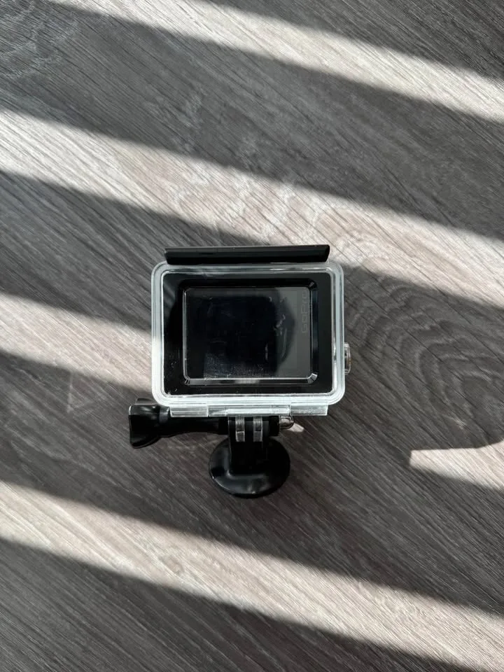 GoPro Hero4 black + Accessories image indicator(7)