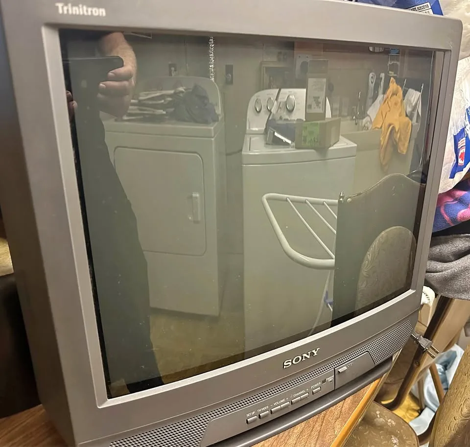 21” Sony Trinitron TV