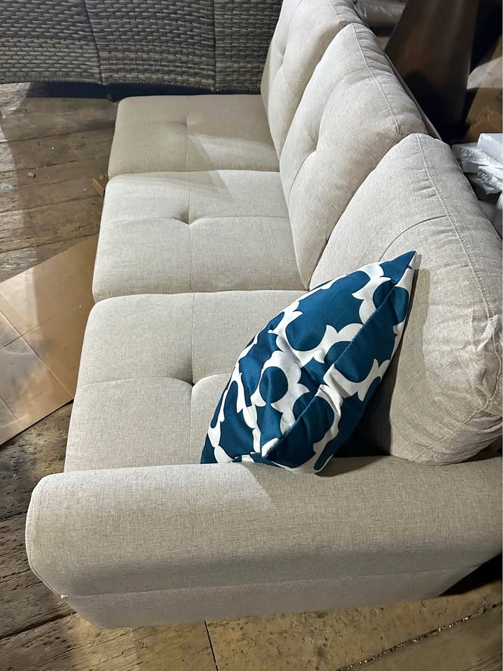 New Devion Furniture Beige Fabric Sectional Sofa
