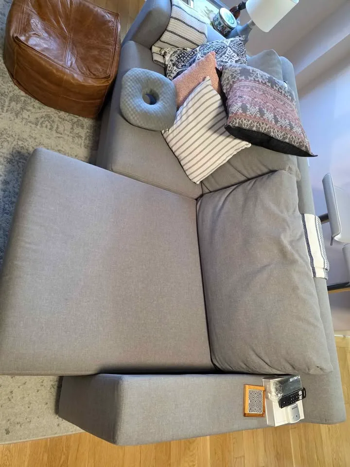 Grey Sofa image indicator(3)