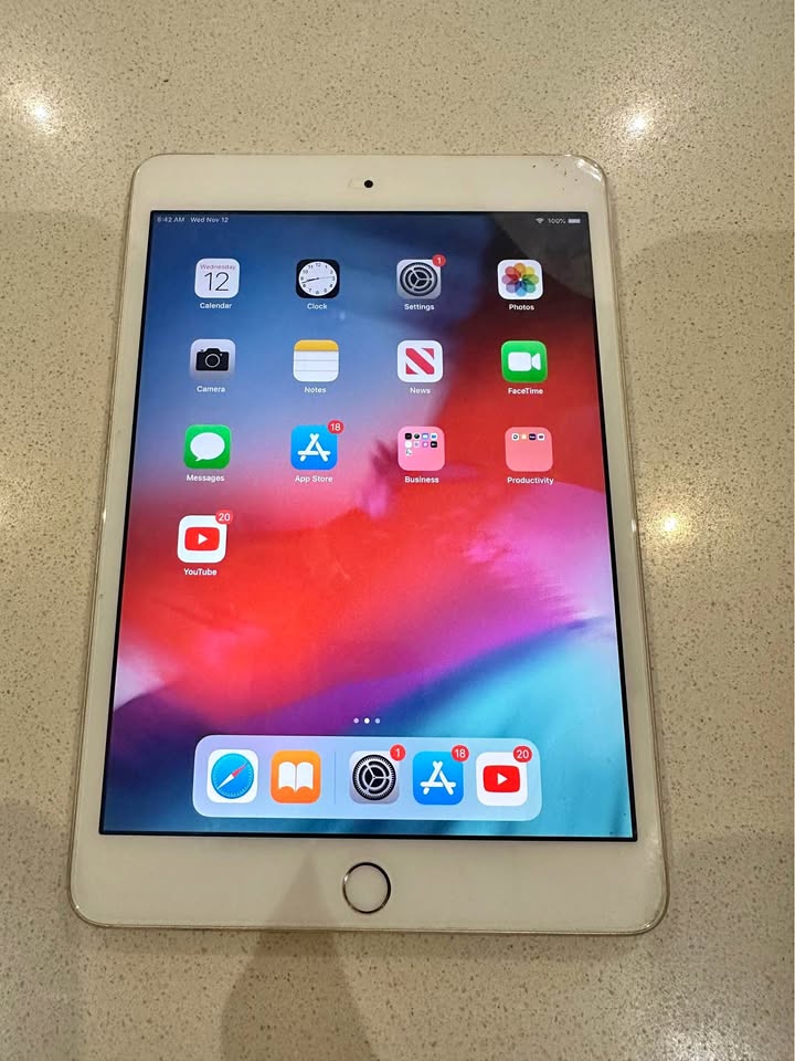 iPad Mini 3 Wifi/Cellular *MARKHAM