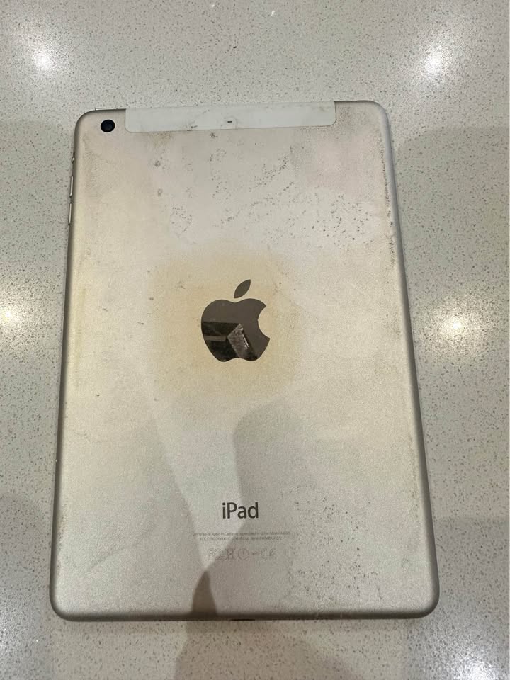 iPad Mini 3 Wifi/Cellular *MARKHAM - photo 3