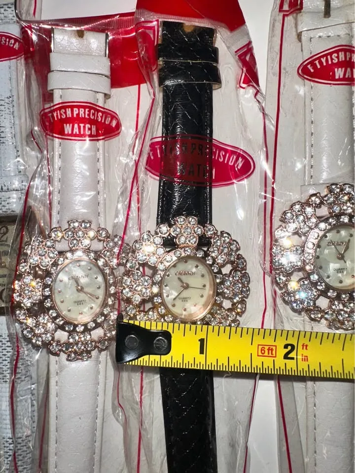 Women’s Watch Lot of 9 image indicator(5)