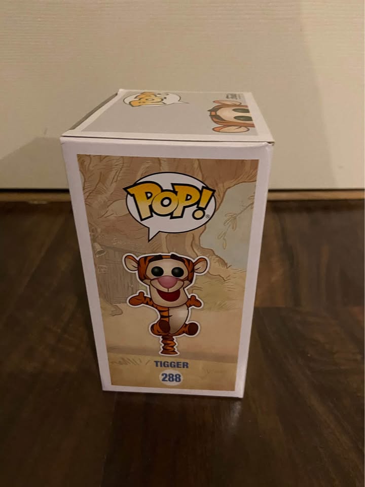 Winnie the Pooh Tigger Flocked Funko Pop - photo 4