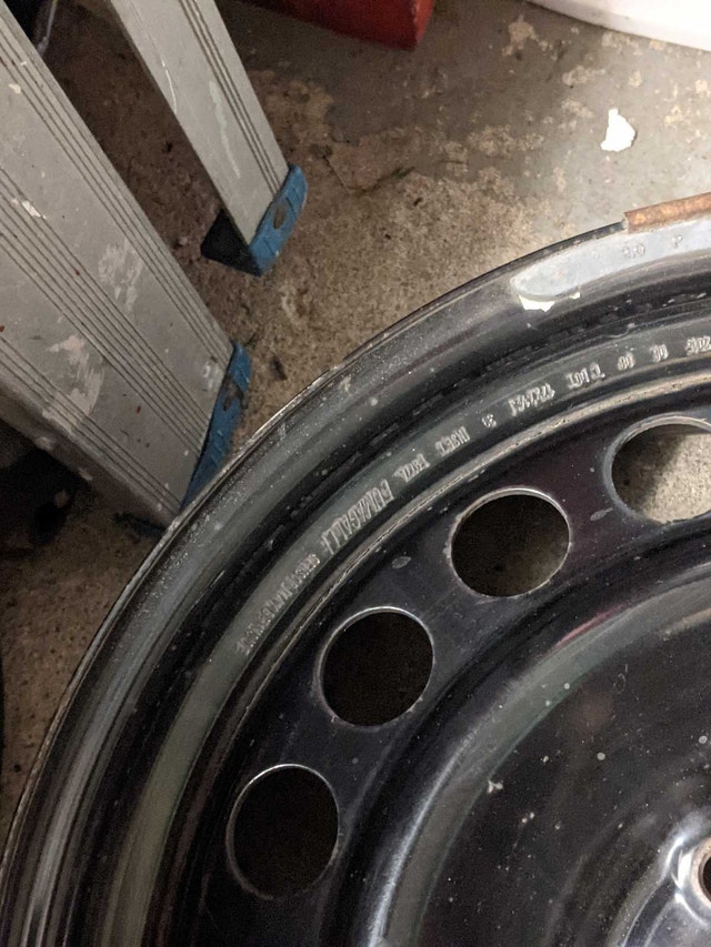 17x7.5 Ford Explorer Steel Wheel RIMS - photo 3