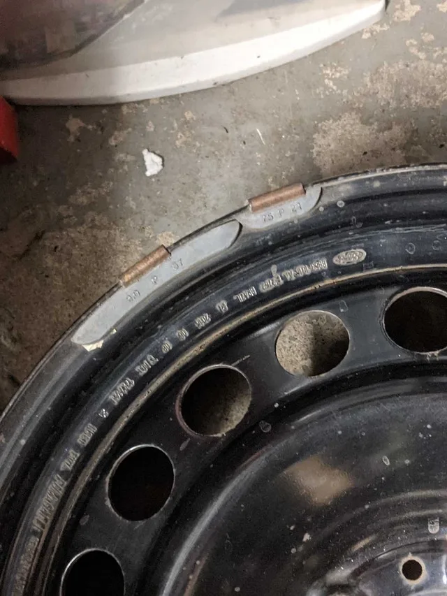 17x7.5 Ford Explorer Steel Wheel RIMS image indicator(4)