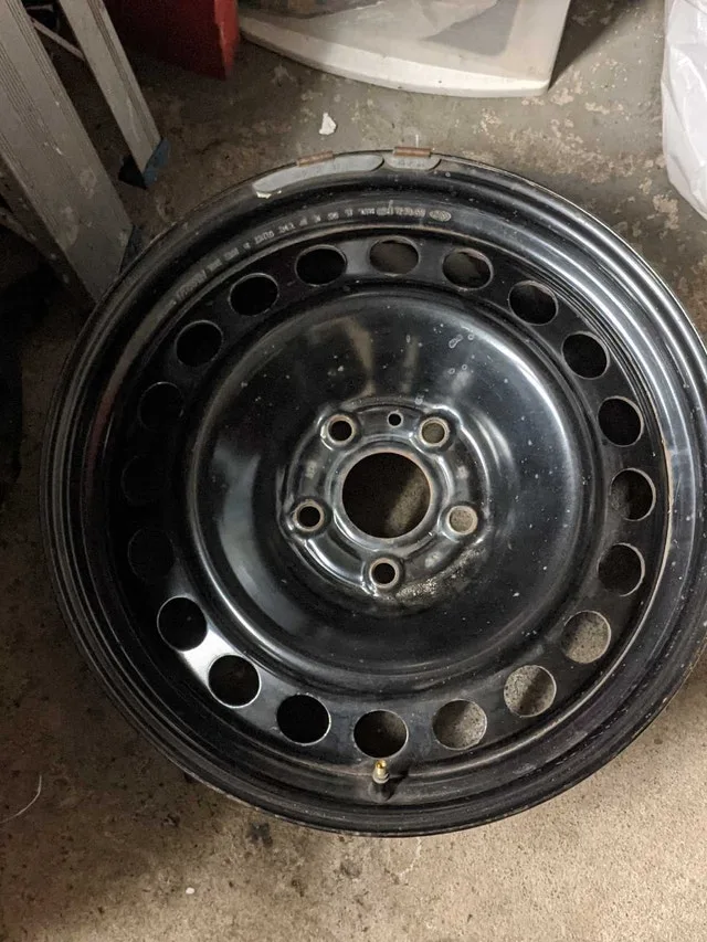 17x7.5 Ford Explorer Steel Wheel RIMS image indicator(5)