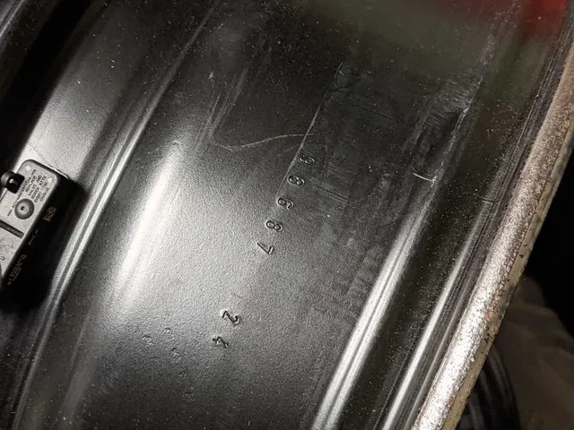 17x7.5 Ford Explorer Steel Wheel RIMS image indicator(9)