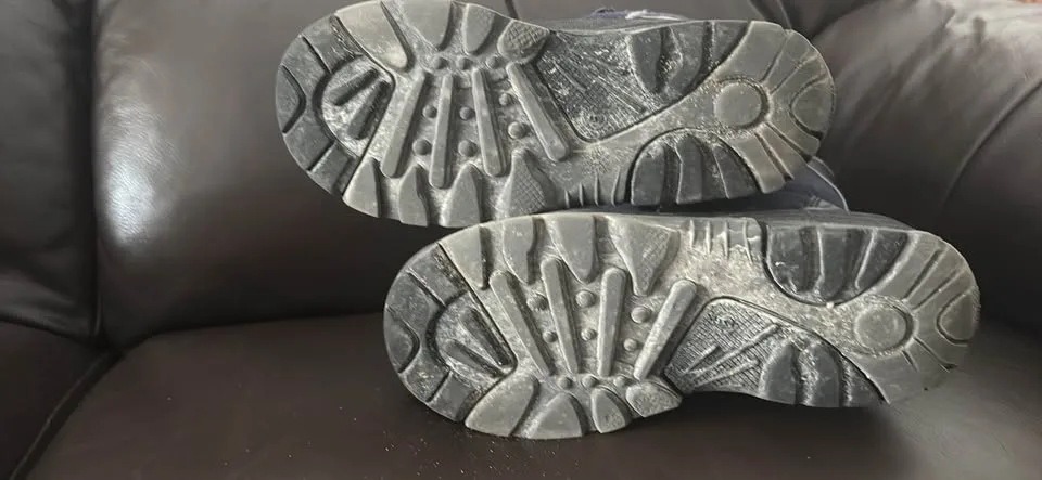 Winter boots kids size 5 image indicator(3)