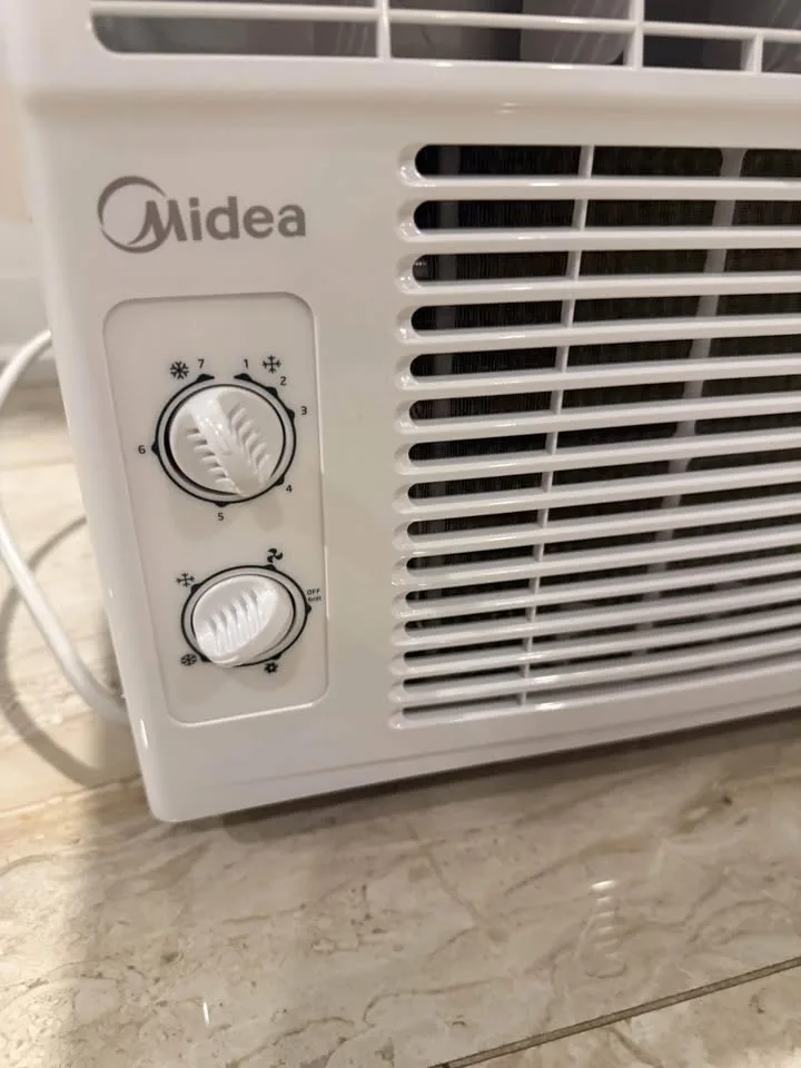 Midea’s 5,000 BTU Window Air Conditioner image indicator(2)