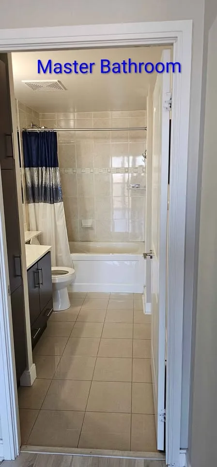 Private room for rent image indicator(7)