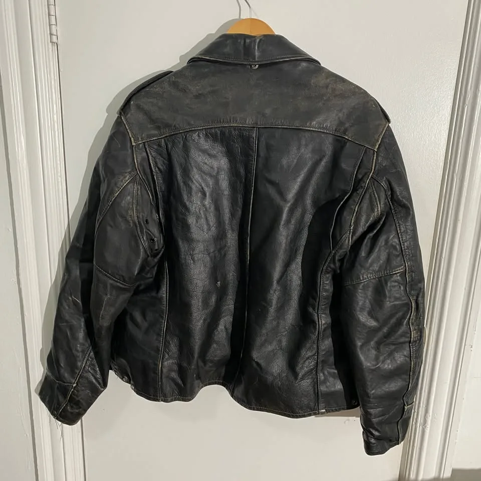 Schott Perfecto Vintage Leather Jacket image indicator(2)