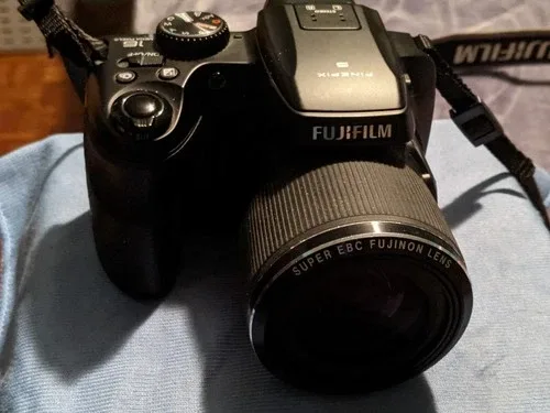 Fujifilm FinePix S8300 Digital Camera